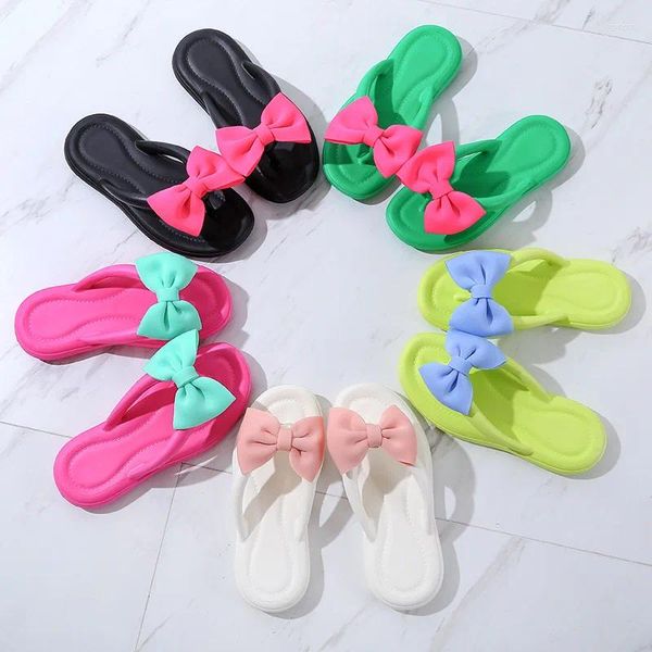 Chinelos flip-flop feminino verão anti-skid solas grossas bonito bowknot casais macios tendência ao ar livre sandálias de moda sapatos