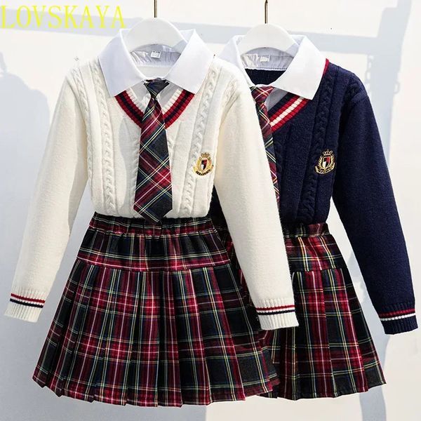 2024 Autunno Set per bambini Uniforme scolastica per ragazze Abbigliamento doppio stile Junior High 240325