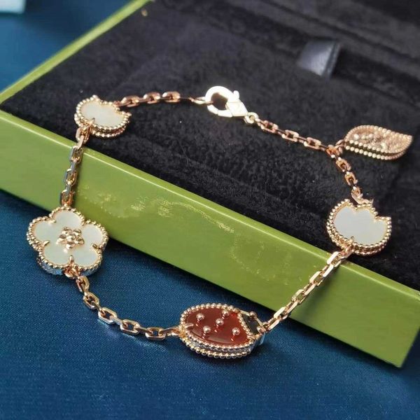 Brand Charm Van High Edition Plum Blossom Necklace Fritillaria Fritillaria Spessa placcatura in oro rosa in oro a sette stelle Bracciale ad anello Bracciale Preservazione