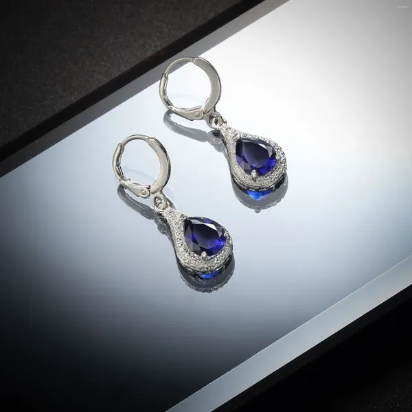 Orecchini pendenti Orecchino di cristallo semplice di lusso a forma di pera Elegante intarsio da donna alla moda con gioielli da cocktail con ciondolo in zircone blu