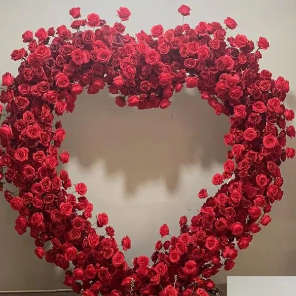 Decoração de festa Luxo Amor Coração Floral Parede Estágio Flor Stand Proposta Pano Arranjo Evento Adereços Flores Artificiais Arco Vermelho Dh8qb
