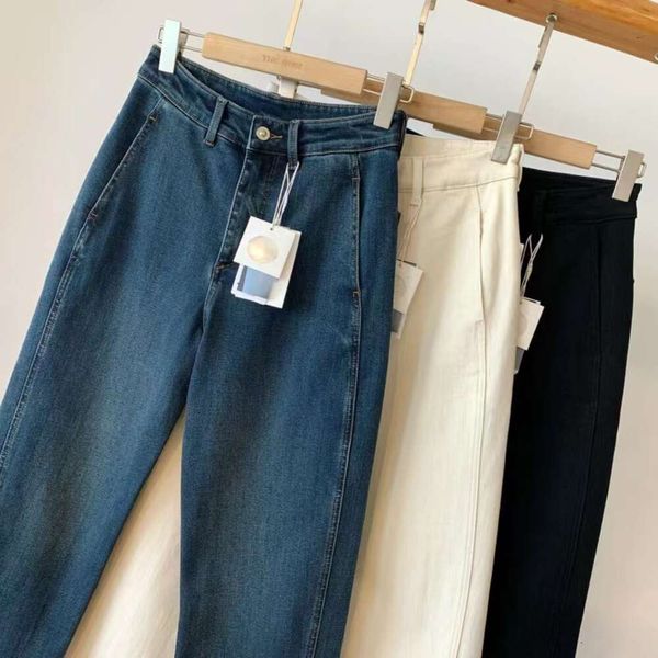 Design de cintura de fibra de sumaúma de retenção automática com jeans de foice de nove pontos de pelúcia para outono e inverno, elegante M1115N