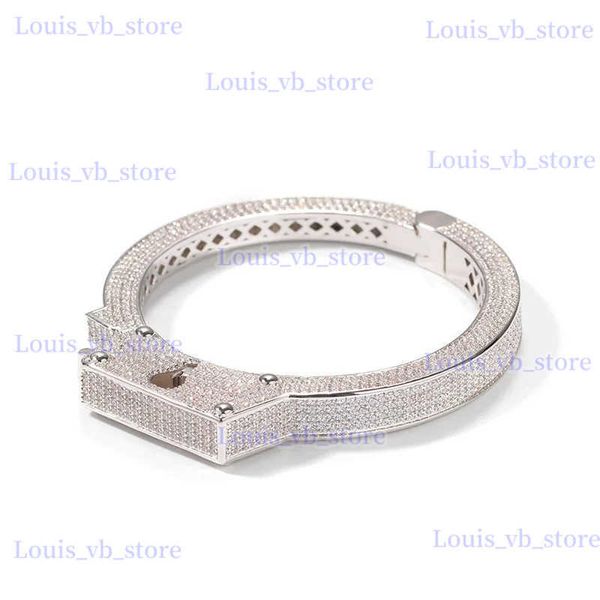 Bracciale Hip Hop AAA Cubic Zirconia pavimentato Bling Ice Out Bracciale aperto Bracciale Uomo Donna Colore oro Amante Manette Bracciali Rapper Gioielli T240330