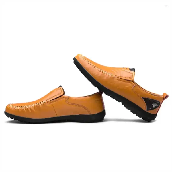 Sıradan Ayakkabılar Tembel Slip On Men's Loafers Vulcanize Trending Ürünleri 2024 Orijinal Marka Erkek Spor Sokakları Spor Damlası