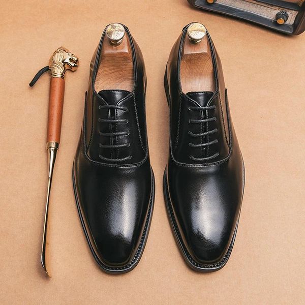 Sapatos casuais de couro clássico ao ar livre homens rendas até oxford estilo punk masculino vestido formal calçado lazer caminhada negócios