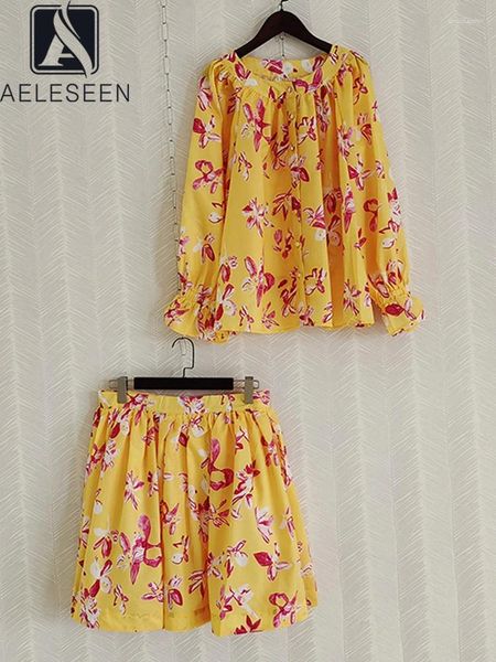 Vestidos de trabalho aeleseen moda pista 2024 mulheres verão 2 peças conjunto amarelo babados solto topo mini saia flor impressa festa de férias