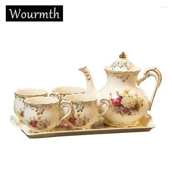 Set da tè Wourmth Caffettiera e tazze europee di grande capacità Set Vassoio in ceramica Tazza da tè Phnom Penh dipinta a mano Regalo in porcellana per caffè