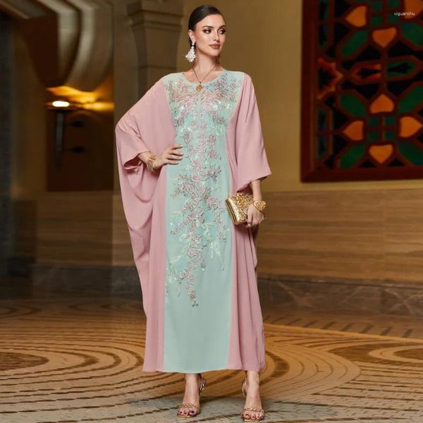 Roupas étnicas Bordado Cabo Muçulmano Vestido Bat Mangas Mulheres Abaya Elegante Dubai Turquia Árabe Islâmico O-pescoço Caftan Robes