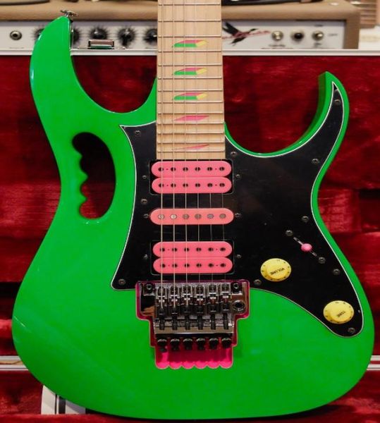 NOVITÀ Steve Vai JEM777 Chitarra elettrica verde 30TH ANNIVERSARY Edizione limitata Ultimi 4 tasti smerlati Tremolo verde con cavità Guitar1195150