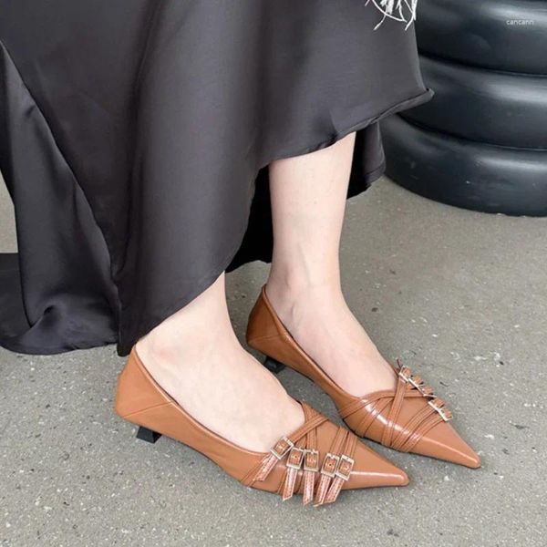 Elbise ayakkabıları Slingbacks pompalar bayanlar orta topuklu kadın sığ moda sivri uçlu ayakkabı kadın topuklu şarap kırmızı 2024