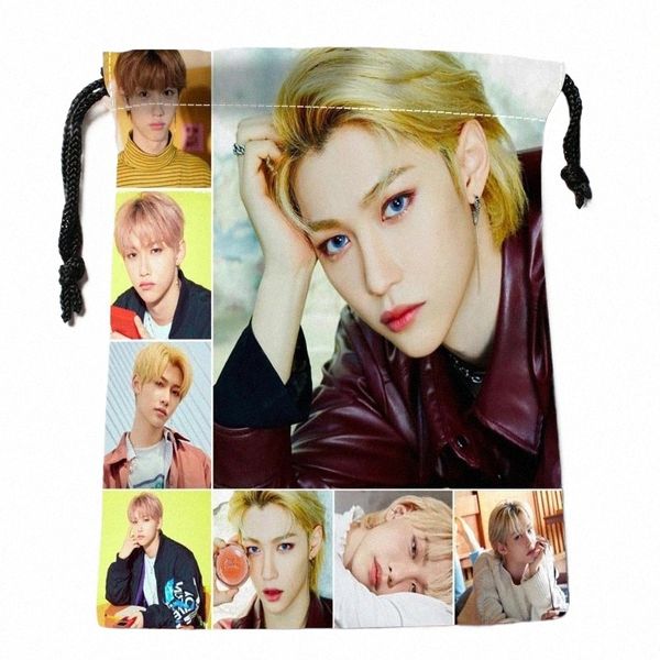 Hot KPOP Stray Kids FELIX Cordão Sacos Cor Brilhante Impresso Saco de Presente Bolsa de Viagem Roupas de Armazenamento 18x22cm Tecido de Cetim 0622 q2BN #