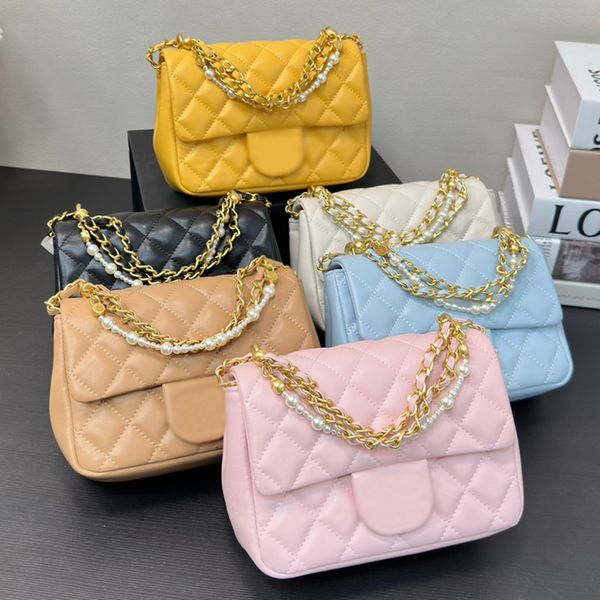 Designer Mulheres pérolas Corrente Handeld Saco de ombro acolchoado Couro suave Diamante Mini bolsa subma