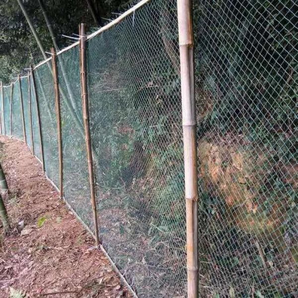 18 Stränge 4x4cm quadratischer Loch schwerer Anti -Vogel -Netz -Gartenzaun und Pflanzen Schutzzäunennetz Hühnerfischereinetz