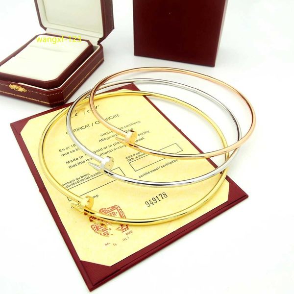 Lüks Chokers Juste Marka Tasarımcı Çelik 24K Titanyum Soluk Tırnak Kristal Kafa Kısa Kristal Gülüş Tırnak Matkap Yırtığı Aşk Kolay Box ile Kadınlar İçin