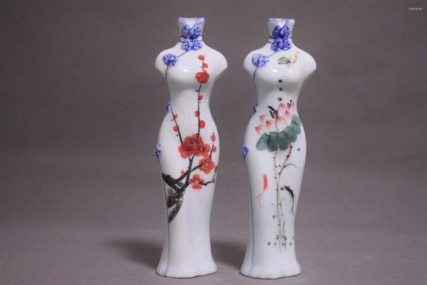 Vasi 2 pezzi Colleziona rari vasi di porcellana Cheongsam di fiori dipinti a mano in Cina Decorazioni per la casa