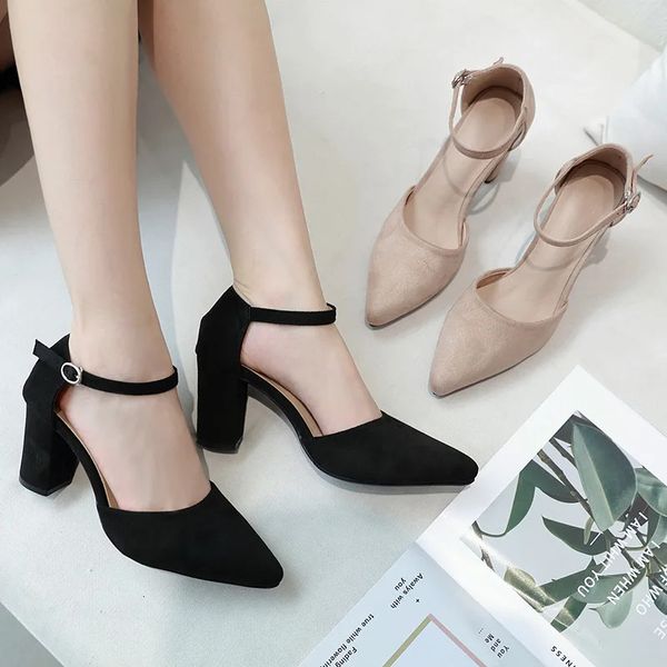 Летние женские сандалии, модные женские туфли на высоком каблуке с острым носком и пряжкой, толстый закрытый носок, обувь маленького размера, 240327
