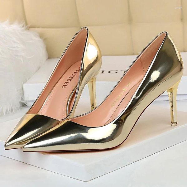Sapatos de vestido 2024 Sexy Women's High Heels Patent Leather Stiletto Casamento Plus Size 43