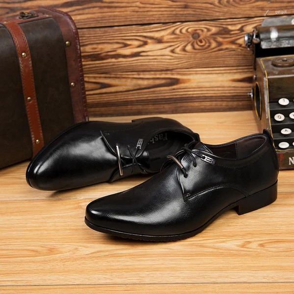 Scarpe eleganti da uomo in pelle formale italiana di lusso classica scarpa sociale da uomo casual business a punta aziendale per