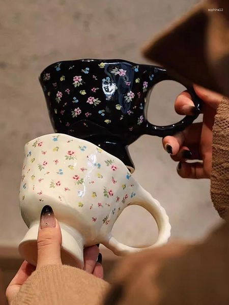 Кружки Ahunderjiaz-черная винтажная керамическая кофейная кружка мультяшный кухонный набор посуды для напитков ручной работы маленький цветок подарок для девочки