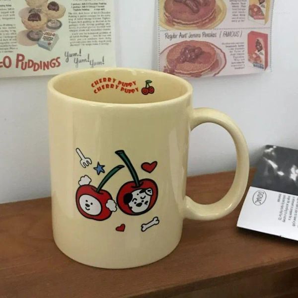 Canecas Cereja Filhote de Cachorro Xícara de Café Bonito Retro Cerâmica Caneca Suco de Leite Chá Copos de Água Estudante Casal Presente de Aniversário Ins