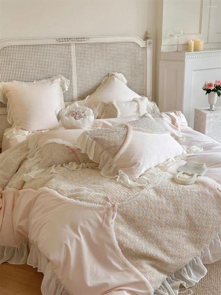 Set di biancheria da letto Set copripiumino in pizzo coreano di marca rosa floreale Set trapunta invernale in cotone premium Housse De Couette