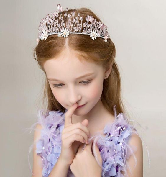 2018 Винтажные жемчужные кристаллы Цветочные короны для девочек Дешевые красивые маленькие девочки Конкурсная корона Модные рождественские подарки C043796274
