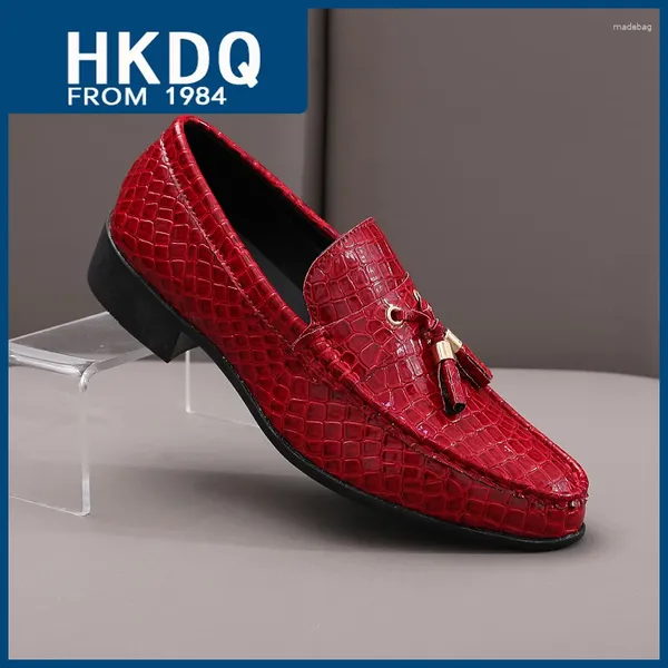 Vestido sapatos hkdq negócios casual borlas couro para homens na moda vermelho elegante homem conforto deslizamento-on social masculino formal