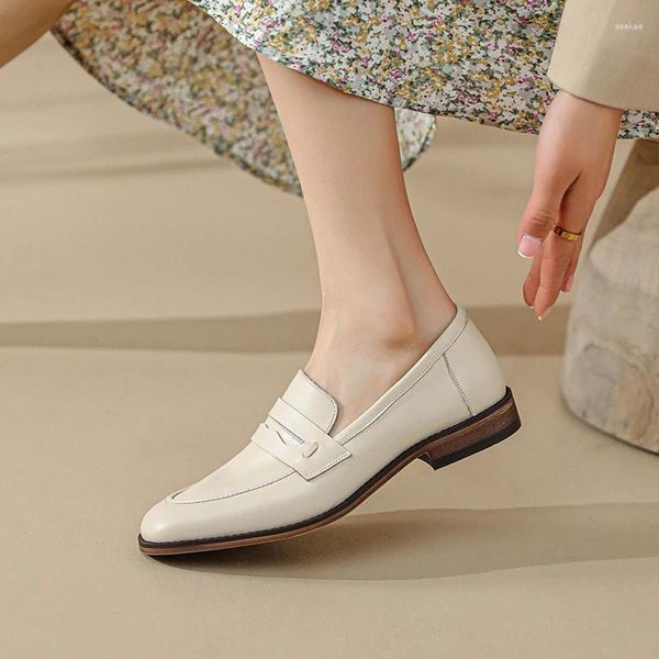 Scarpe casual Mocassini da guida quotidiani in vera pelle Mocassini da donna Mocassini semplici in pelle di vacchetta Muli bianchi basic da donna