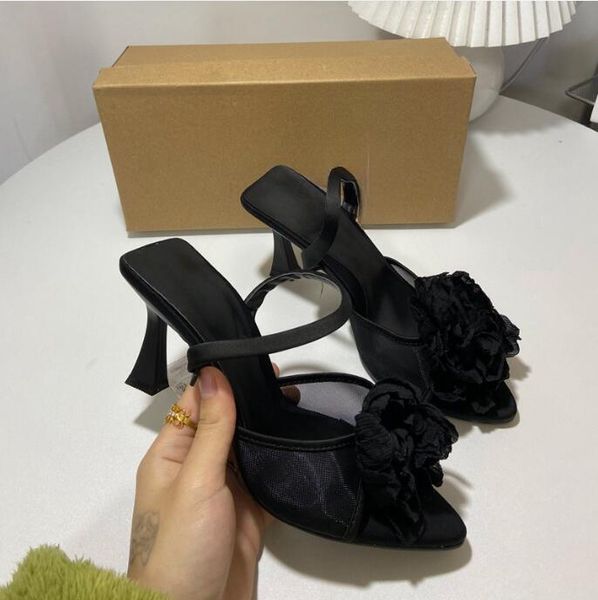 2024 frühling High Heel Spitz Flach Mund Schwarz Rose Blossom Dekoration peep Toe Zurück Strap Offene Ferse Sandalen frauen