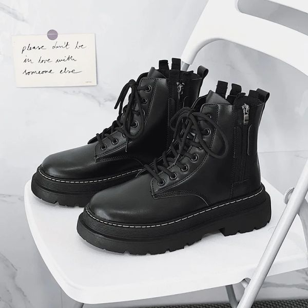 Stiefel schwarze Männer Boots bequeme Knöchelstiefel Männer koreanische Freizeitschuhe männlich 2024 Schnüren im Freien gute Qualität Schuhe Herbst Herumn