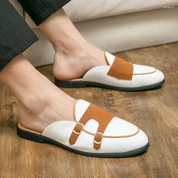 Chinelos masculinos lazer pequenos sapatos de couro respirável dedo do pé envolto britânico metade chinelo sandálias verão versão coreana oversized preguiçoso