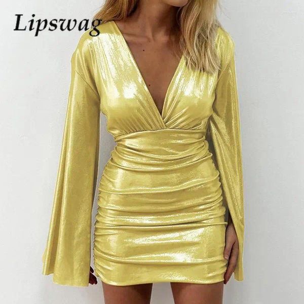 Lässige Kleider, schickes großes Neckholder-Langarm-Kleid mit hoher Taille, enges Kleid, sexy, tiefer V-Ausschnitt, plissiert, für Damen, Hip-Wrap, fester Minirock aus Pu-Leder