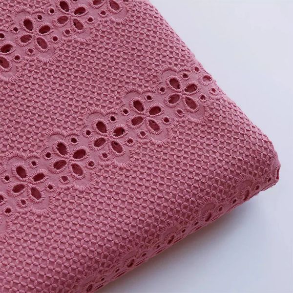 Tecido de algodão puro rosa vermelho oco tecido bordado diy camisa vestido roupas infantis tecido acessórios de costura
