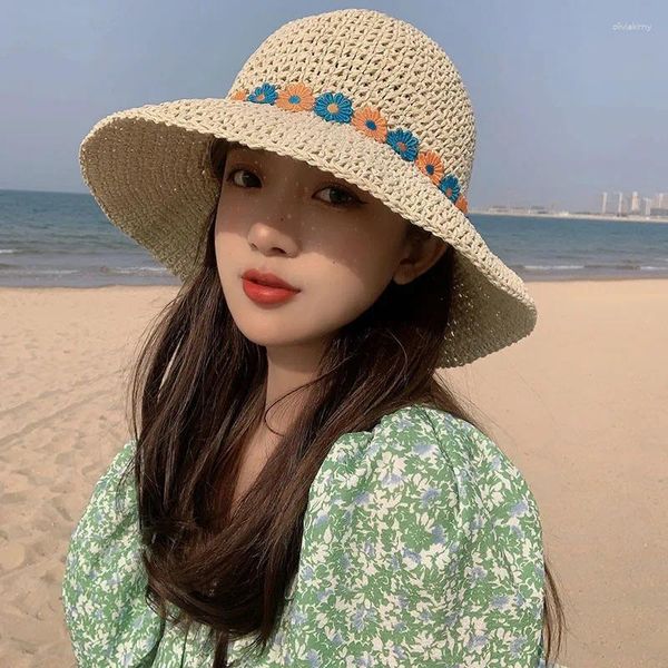 Cappelli a tesa larga Cappello di paglia Fiori estivi Protezione solare pieghevole Copertura per il viso da spiaggia Viaggio per le donne
