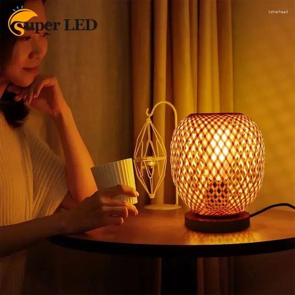 Lâmpadas de mesa Lâmpada de bambu com base de madeira moderna decoração rústica iluminação de cabeceira