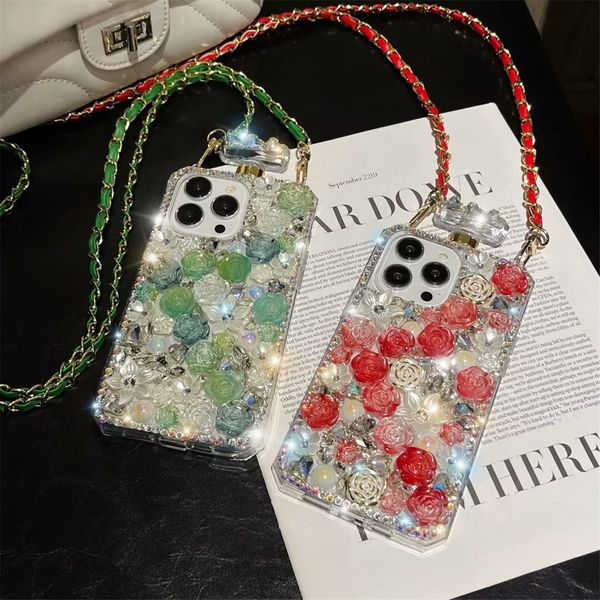 Custodie per telefoni glitter di lusso per Iphone 15 Pro Max 14 12 11 13 14Pro Fashion Designer Rose Flower Bling scintillante strass Diamante Gioiello Cover posteriore in cristallo 3D