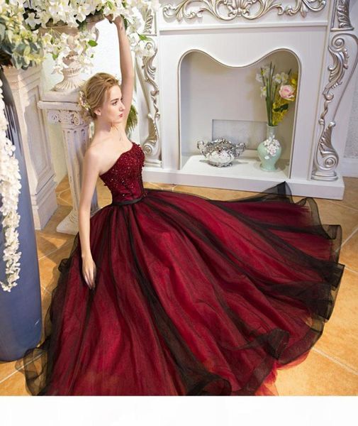 Черно-красные готические свадебные платья Aline без бретелек с блестящими бусинами Небелые винтажные красочные свадебные платья Robe De Mariee3638842