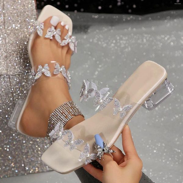 Sandali da donna tacco spesso cinturino a farfalla alla moda pantofole con diamanti vacanza spiaggia scarpe eleganti sexy donna tendenza 2024