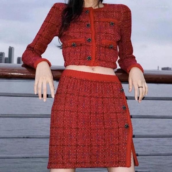 Vestidos de trabalho elegante senhora vermelho tweed saias conjunto casual o-pescoço manga longa casaco de malha primavera 2024 vintage cintura alta saia terno para mulher