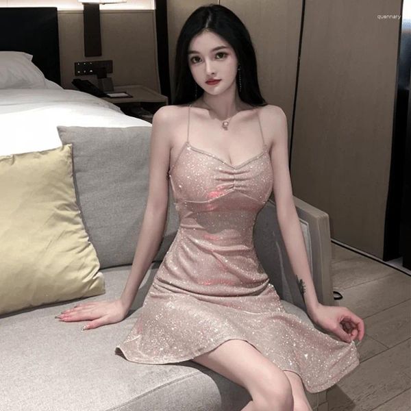 Abiti casual estate sexy 2024 elegante in stile coreano slim slip shiny vestidos party club y2k mini compleanno abito bodycon