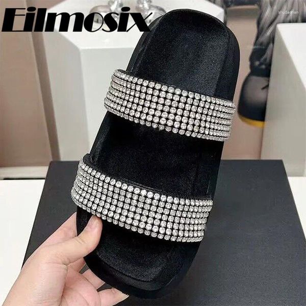 Slippers 2024 Summer Crystal One Strap Sole Sole Women Women Designer Plataforma desliza férias Peep Toe Beach Shoes Woman