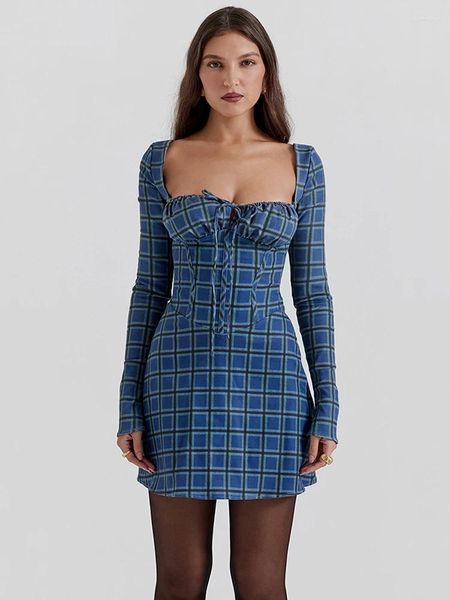 Lässige Kleider Mozision Tartan Rückenless Mini Kleid Frauen Frühlingsplatzkragen Langarm Langarm Schnürung A-Line Femme 2024