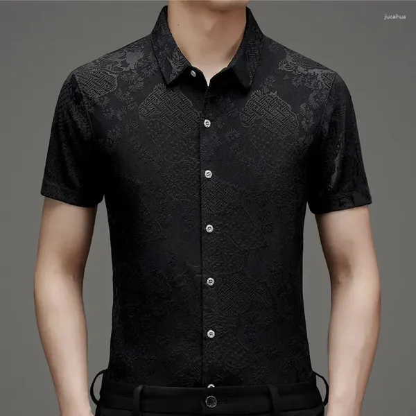 Herren-Gelegenheitshemden und T-Shirts Lucky Cloud kurzärmeliges elastisches Hemd für Männer, die Vaters Sommer-Designer-Kleidung für Männer gestickt haben