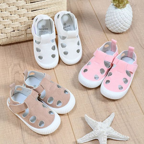 Kinder Sandalen Sommermädchen Jungen ausschneiden Turnschuhe atmungsbezogene Kinder Sportschuhe geschlossen TOE Baby Kleinkinder Strand Sandalias Flats 240418