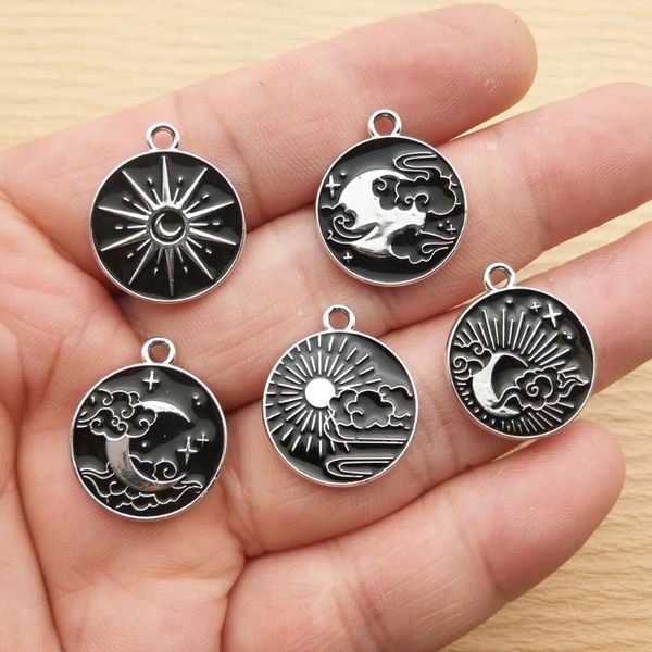 Charmos 10pcs charme de nuvem de lua sol para jóias fabricações de colar de colar de jóias pingentes de pingente de diy liga metal branca branca