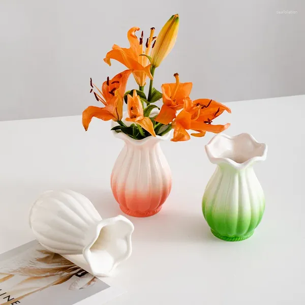 Vasen nordische weiße Keramikvase mit getrockneten Blumen hydroponischer Wohnzimmer TV -Schrank Blume Arrangement Ornamente
