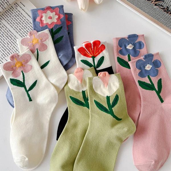 Donne calzini 3 coppie corti per la moda color fiore di fiore di cartone animato traspirante in stile coreano giapponese coreano calzino medio tubo