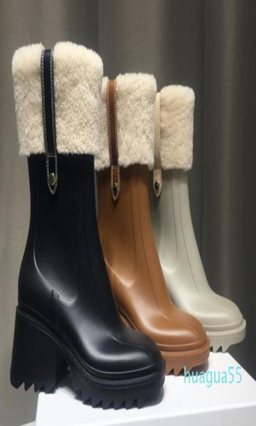 Роскошные женщины Betty Pvc Rain Boots Womens Chunky Bootis Designer Half Boot Ladies From Brand Brand 100 настоящая кожаная медаль грубая 4065111