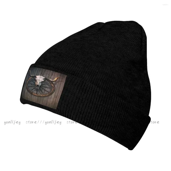 Boinas de chapéu de malha de inverno Longo Bull Skull e Velha West Wagon Wheel On Rustic Wall Beanie Cap for Men Women Men