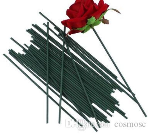 Fiori finti stelo verde scuro Accessorio per la testa di fiori artificiale per decorazione per feste di nozze 50pcs 13 cm Expert di fabbrica DE4689683